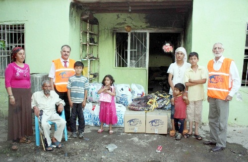 Kimse Yok Mu, Bismil'de evi yanan aileye sahip çıktı