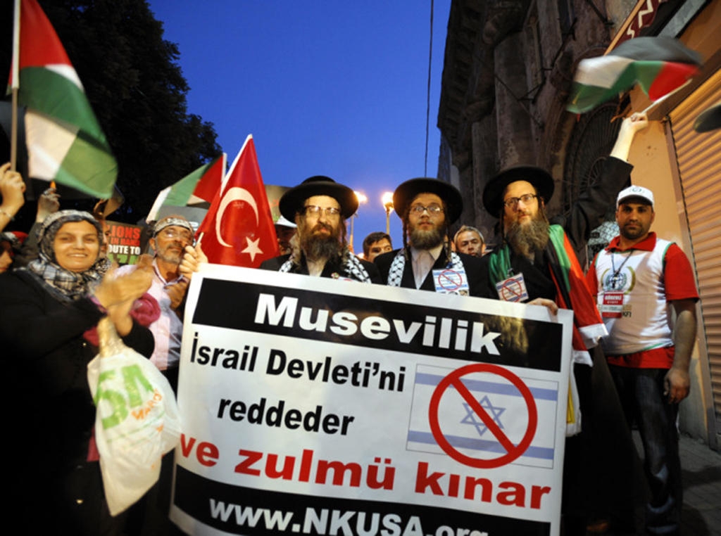 Museviler bile İsrail'i protesto etti