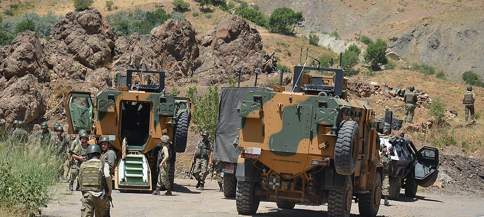 Hakkari'de bir asker şehit edildi