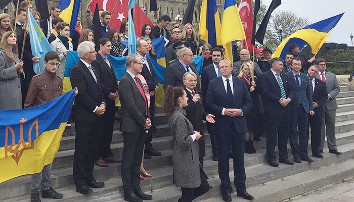 Kırım Tatarlarının lideri Kırımoğlu Kanada'da
