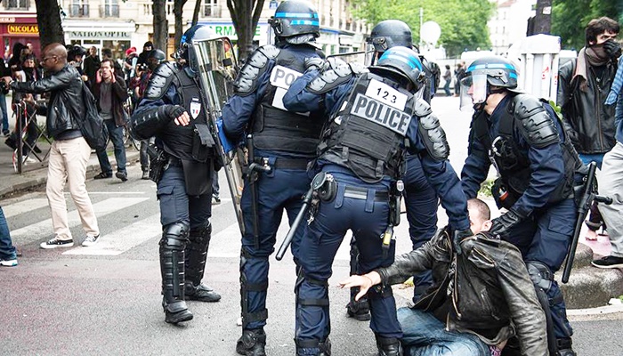 Fransa'da polis şiddetine 48 soruşturma