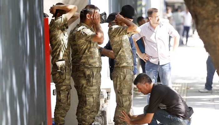 'Halka ateş açmamış erleri hızla ayıklayacağız'
