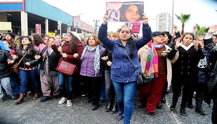 Türkiye Özgecan için ayakta, İDAM Gelsin