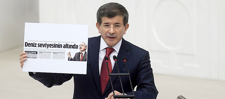 Davutoğlu hakkındaki gensoruya ret