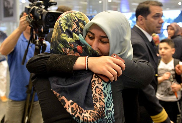 Sana'daki 185 Türk vatandaşı İstanbul'a getirildi