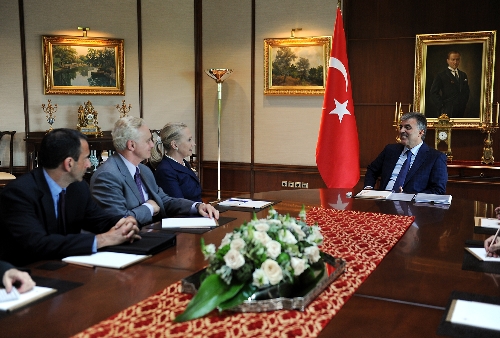 Cumhurbaşkanı Gül, Clinton ile görüştü
