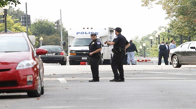 ABD'de bir kişi parkta kendini yaktı
