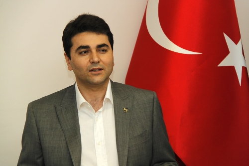 DP Genel Başkanı Uysal, İzmir Gazeteciler Cemiyeti'ni ziyaret etti