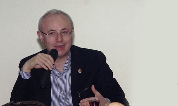 AK Partili Yıldırım: Yargıya açıkça baskı yapılıyor, hükümete güven zedeleniyor