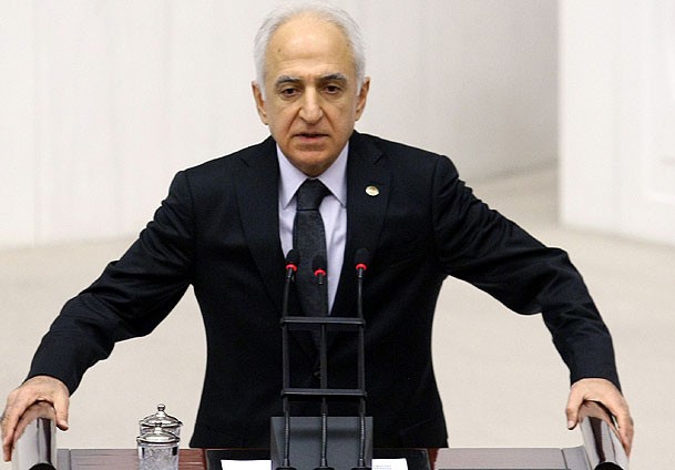 Ömeroğlu ant içti