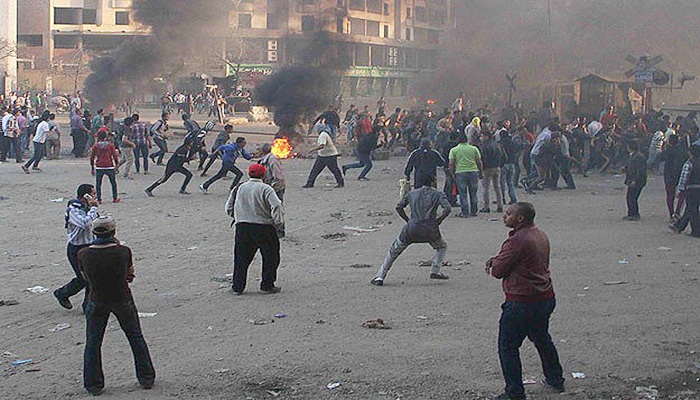 Mısır'da Sisi ve Sabbahi tarafları çatıştı