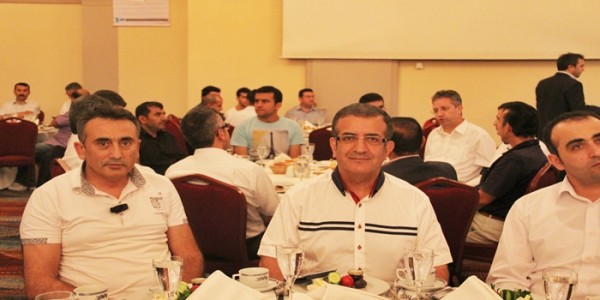 Hoşhanlı'dan "Dostluk ve Bütünlük" Mesajı