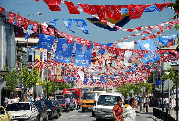 'Kampanyasız seçime' doğru