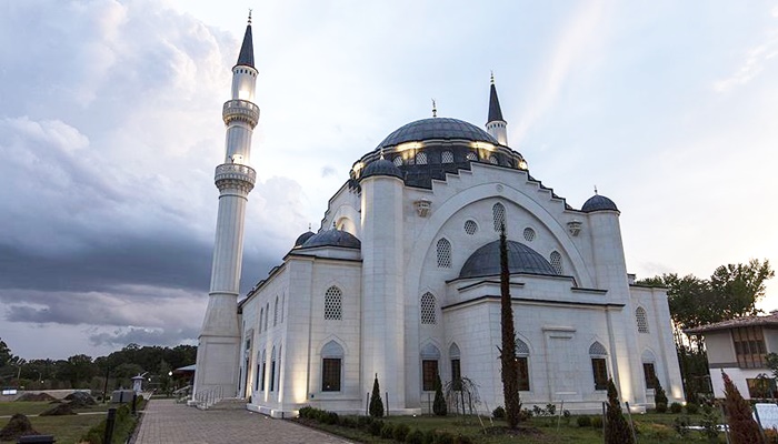 Osmanlı mimarisini ABD'ye taşıyan cami