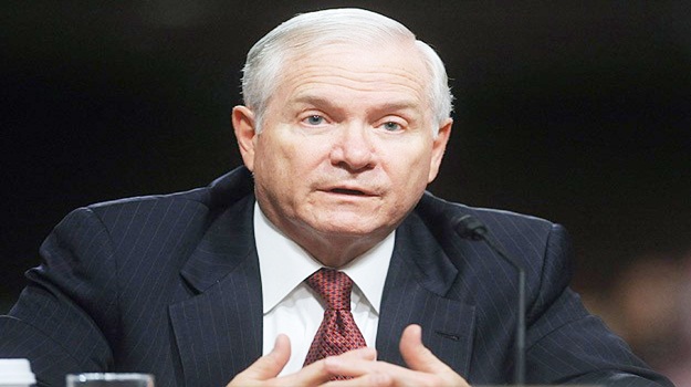 Gates'ten Obama'ya sert eleştiri
