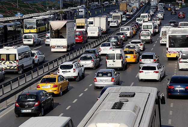 İstanbul da bazı yollar trafiğe kapatılacak