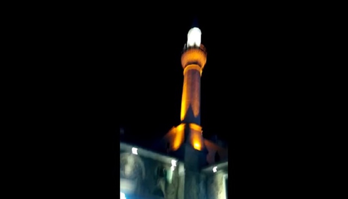 Tüm Türkiye'de ezanlar okunuyor