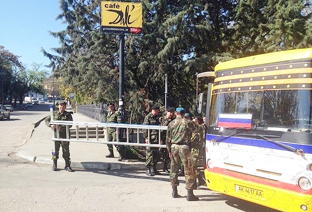 Tatarların Kırım'a girmesine izin verilmiyor