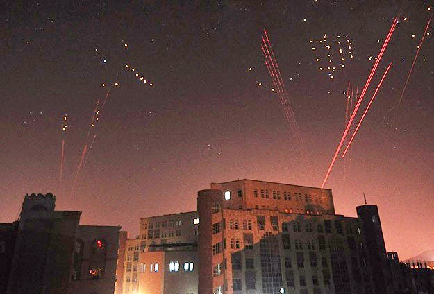 Yemen'de koalisyon uçağının düştüğü iddia edildi