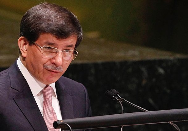 Davutoğlu, Paris'e gidecek
