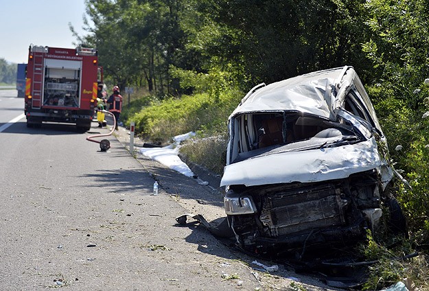 Trafik kazaları bayram öncesi can aldı
