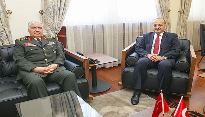 Orgeneral Özel'den Akdoğan'a veda ziyareti
