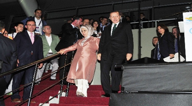 Erdoğan: Akdeniz'in hep ak kalmasını yürekten arzu ediyoruz