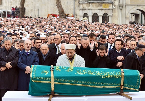 Enver Ören son yolculuğuna uğurlandı