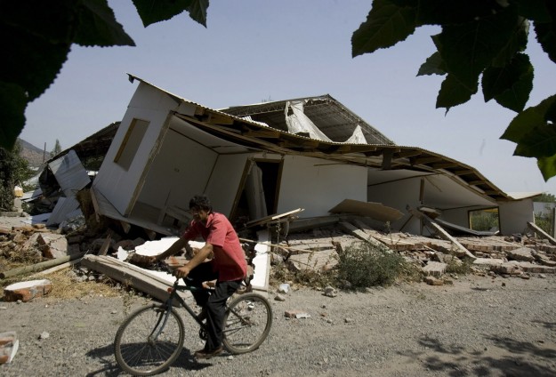 Şili'de 6,6 büyüklüğünde deprem