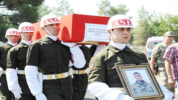Suriye sınırında 2 asker şehit oldu