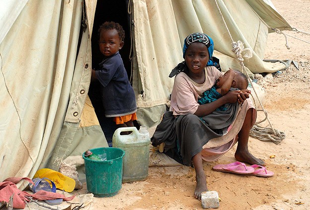 Somali'de 6 çocuk açlıktan öldü, BM Sadece Seyrediyor