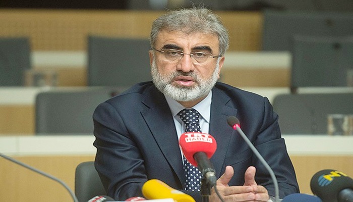 'Bazı partilerin sergilediği zafer görüntüsü göz boyama'
