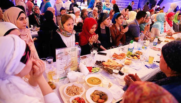 Moskova'da 'Türkiye akşamı iftar programı' düzenlendi