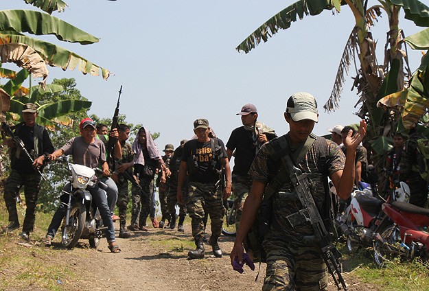 Filipinler'de tarihi anlaşma imzalandı