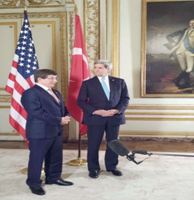 Davutoğlu ve Kerry bir araya geldi