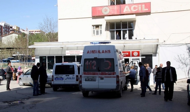 Saadet Partisi Tillo adayı evinin önünde öldürüldü, 5 kişi de yaralandı