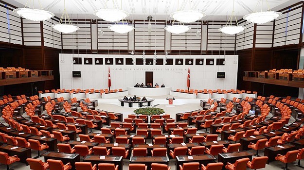 Geri kabul anlaşması tasarısı kabul edildi