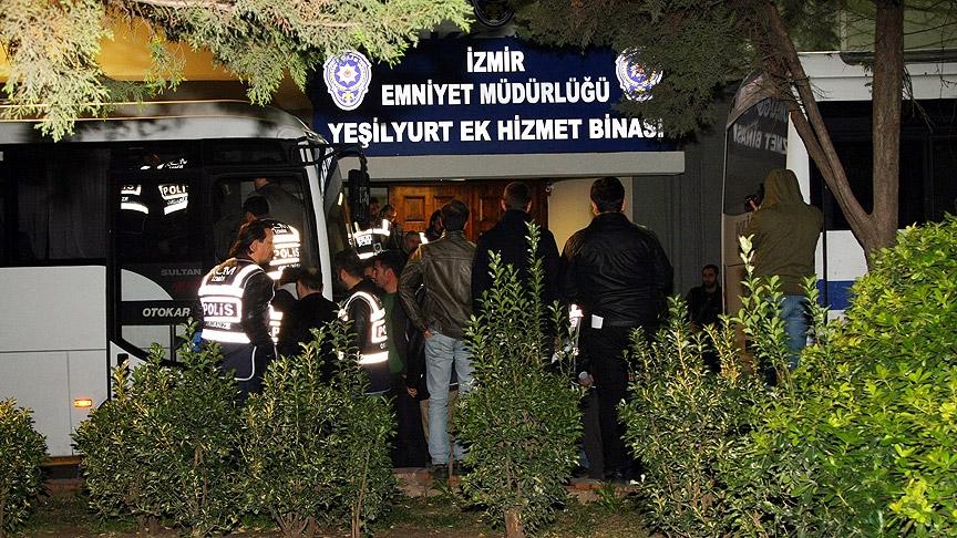 İzmir merkezli operasyonda gözaltına alınan 13 kişi adliyede