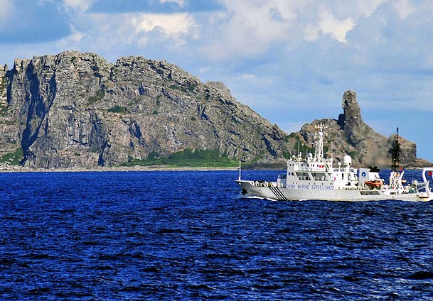Küçük adalar büyük fırtına