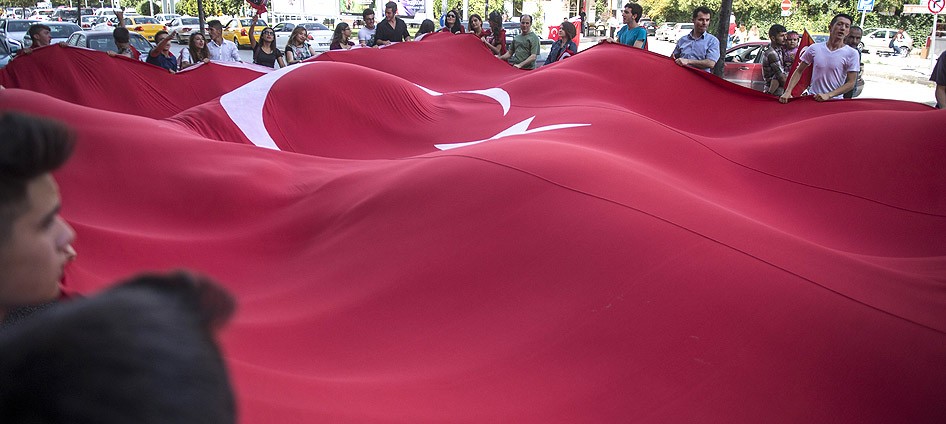 Türkiye teröre karşı tek yürek oldu