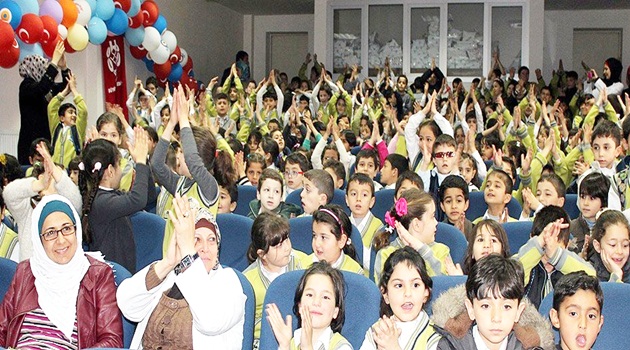 Suriyeli çocuklar "yalnız" değil
