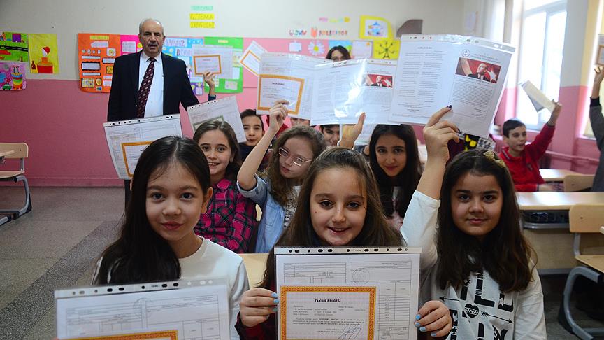 18 milyon öğrenci karne heyecanı yaşıyor