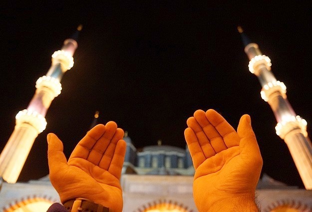 Kadir Gecesi pazartesi günü idrak edilecek