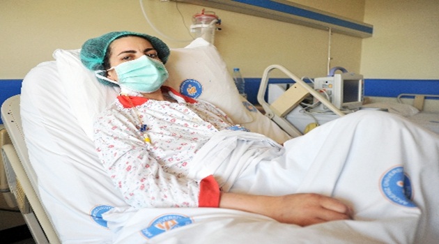 Aynı hastaya ikinci kalp nakli yapıldı, üçüncü kalbini taşıyor
