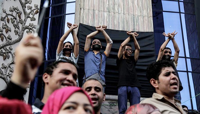 'Sisi rejimi, içeride ve dışarıda yeniden kaybetti'
