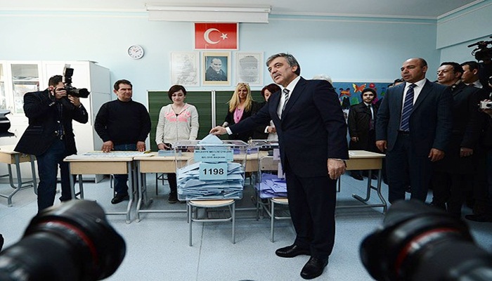 Milletin menfaatleri için aidiyet bir kenara bırakılmalı