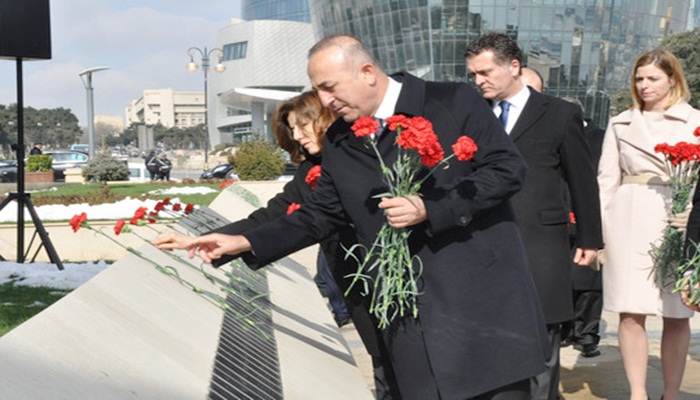 Dışişleri Bakanı Çavuşoğlu Azerbaycan'da