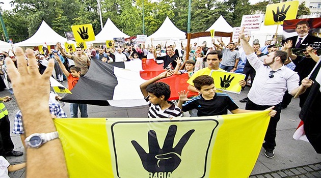 Bosna Hersek'te katliama tepki