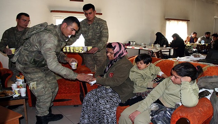 Kaçaklar hayata Mehmetçik sayesinde tutundu