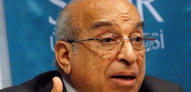 Hüveydi: Mısır, Erbakan dönemini yaşıyor